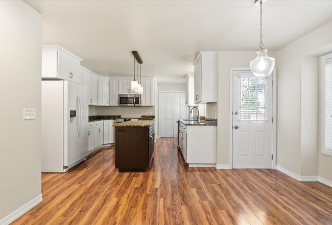 Photo of 212 Sitka Ct