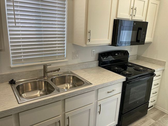 Image of 1915 W Casa Del Rio Dr #143