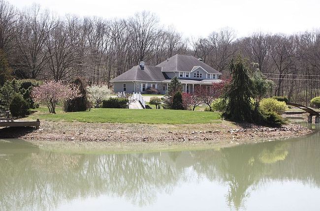 Preview of property located at 70 E High Point Ln