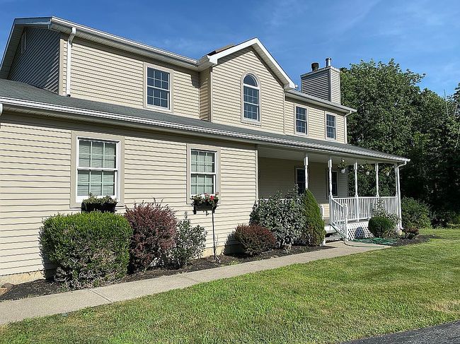 Photo of 1 Hillview Ter