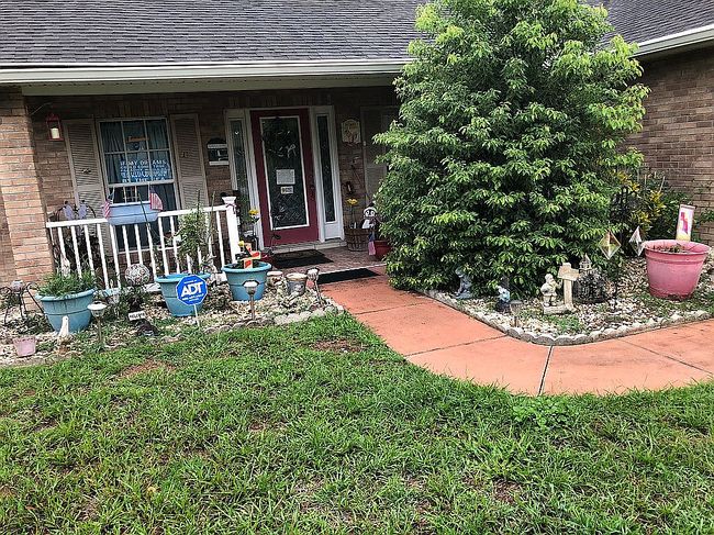 Image of 295 Maguire St