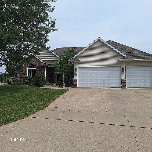 Photo of 360 Birdie Ln, Dike, IA