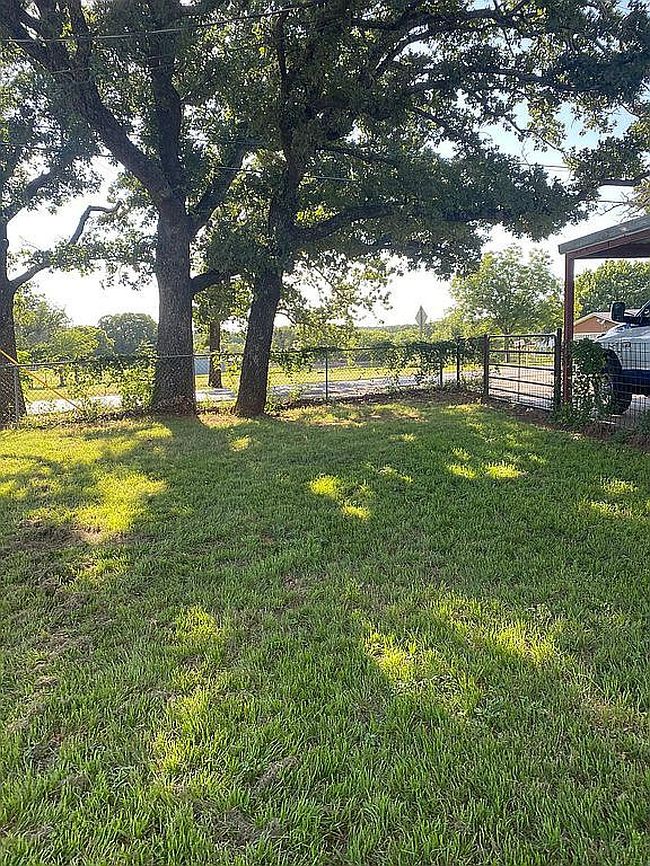 Photo of 3704 County Road 801, Cleburne, TX