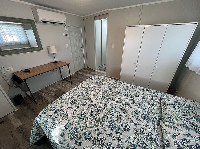 Image of 1280 Lakeview Rd #108