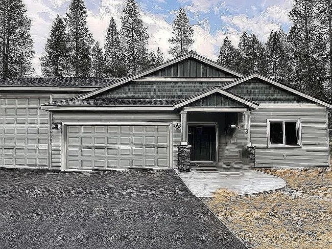 Photo of 55900 Snow Goose Rd, Bend, OR