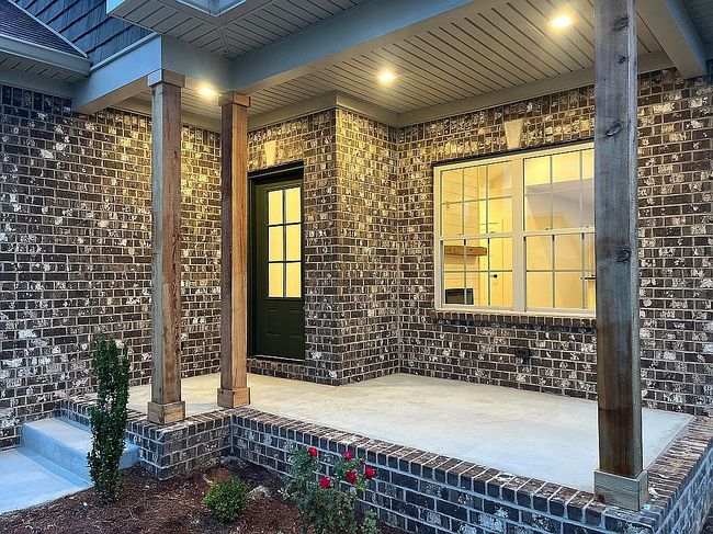 Image of 1209 Shallowford St