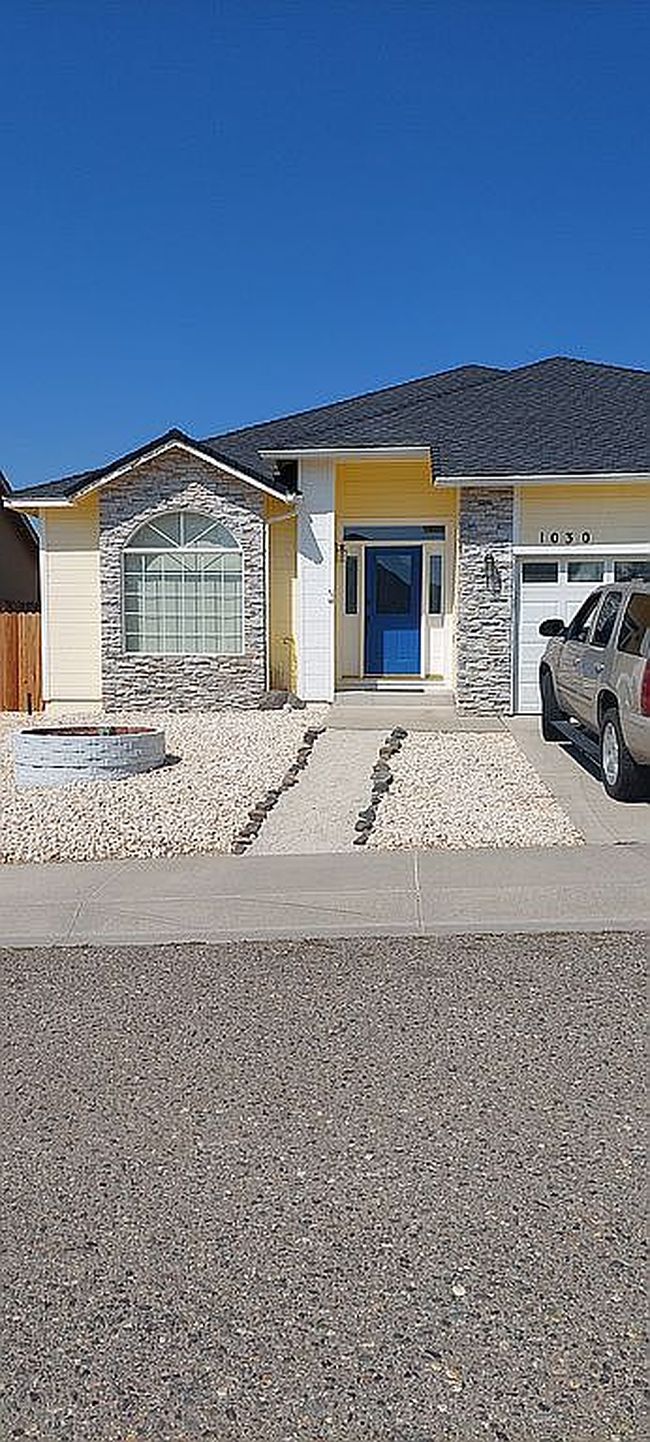 Photo of 1030 Haystack Dr