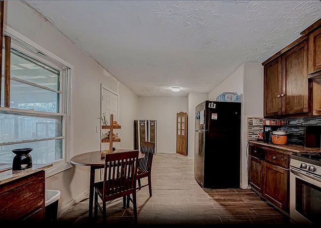 Additional photo 1 of property located at 7726 Darnay Dr