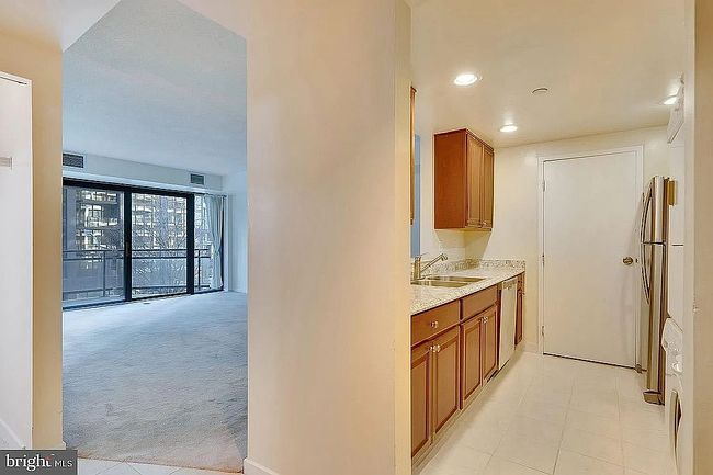 Image of 1530 Key Blvd Apt 401