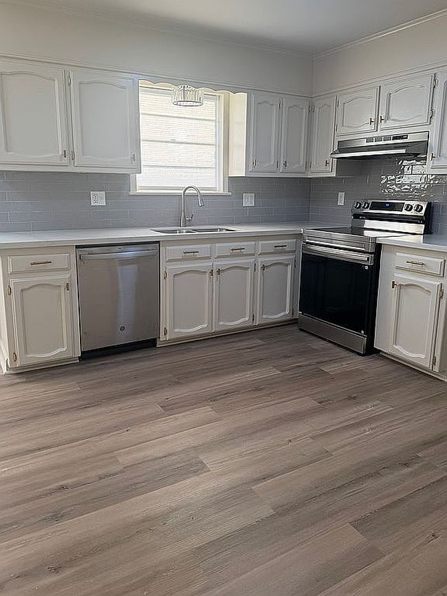 Photo of 1005 E Palmview St, Gonzales, LA