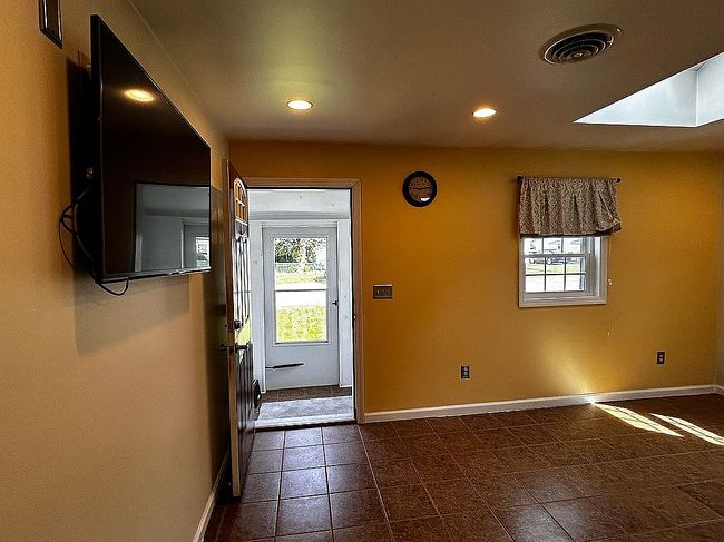 Photo of 18 Hawley Ave, Albany, NY
