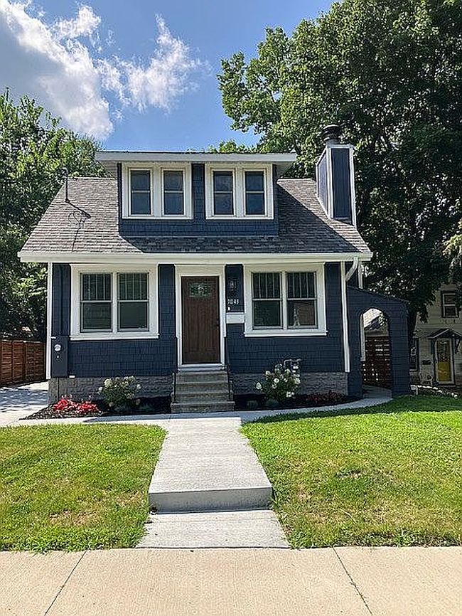 Photo of 1043 6th Ave Se
