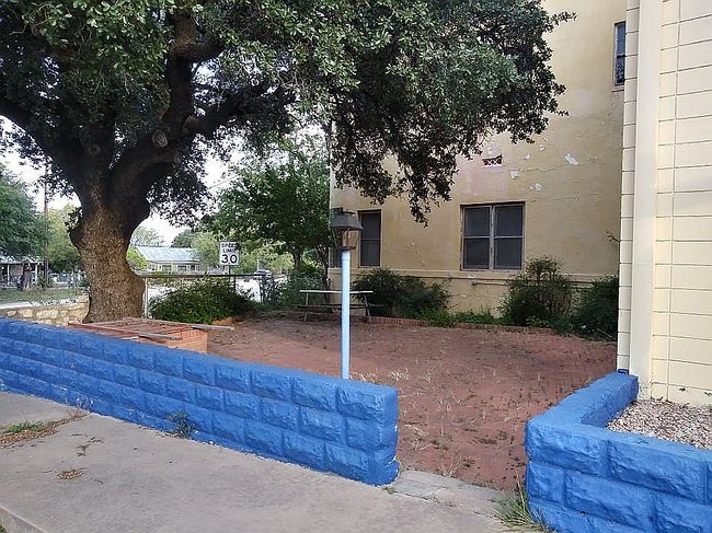 Image of 4702 Mckee St
