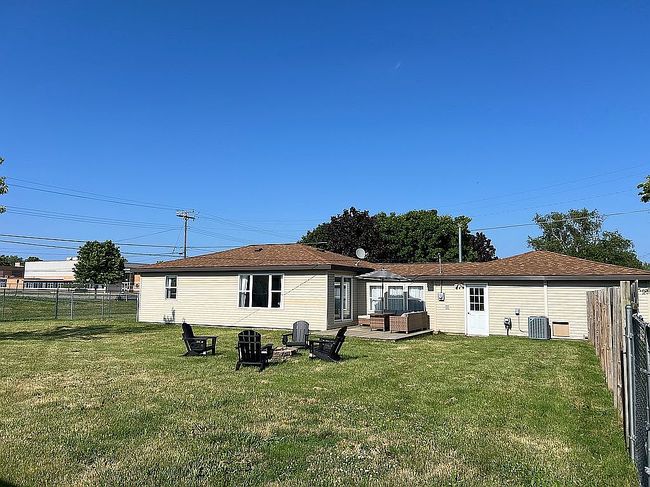 Photo of 545 S 5th St, Harbor Beach, MI