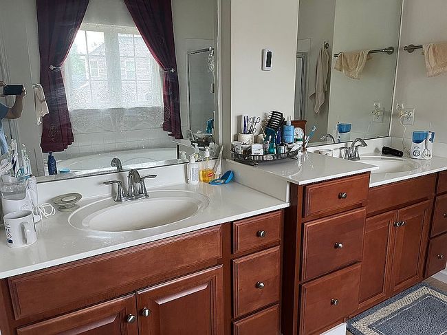 Photo of 1011 Warters Cv, Victor, NY
