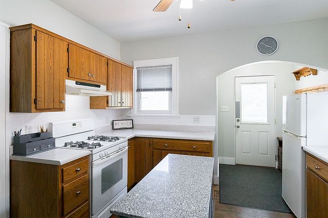 Photo of 310 35th St Ne, Cedar Rapids, IA