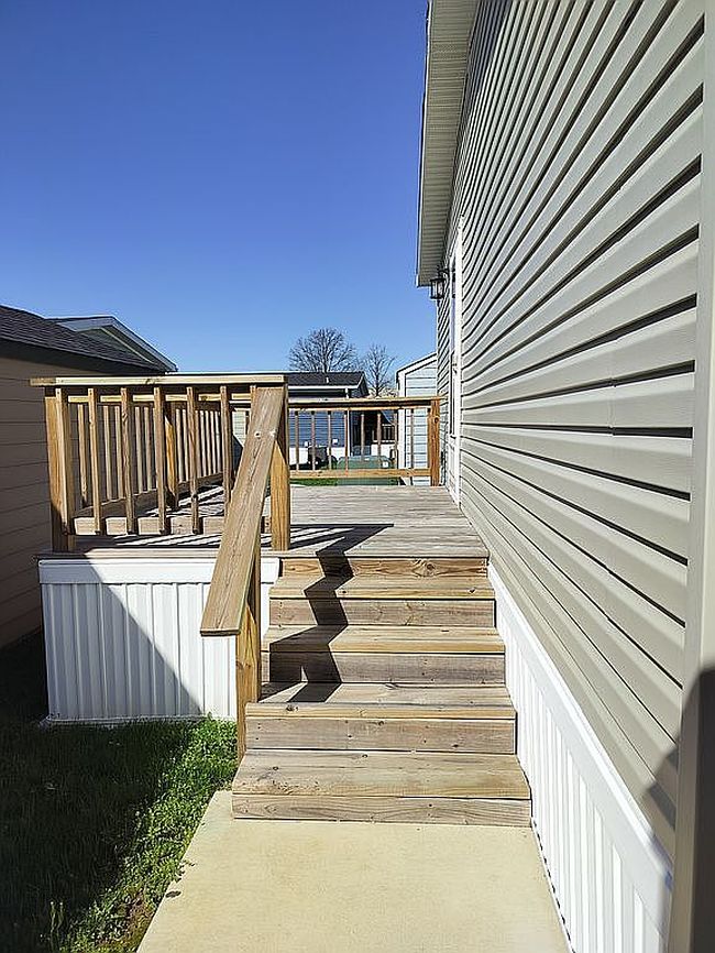 Image of 9603 Samantha Dr