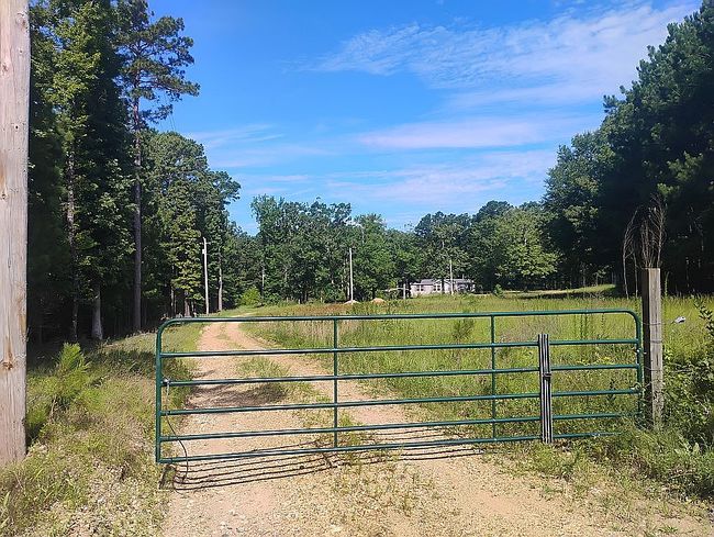 Photo of 202 Purifoy Rd, Gurdon, AR