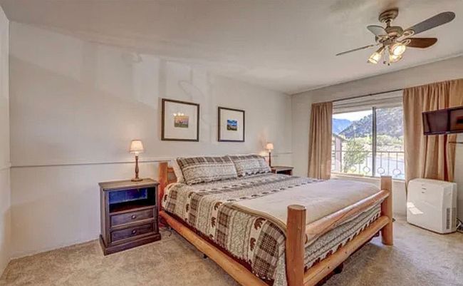 Photo of 390 E 300 S #10A, Parowan, UT