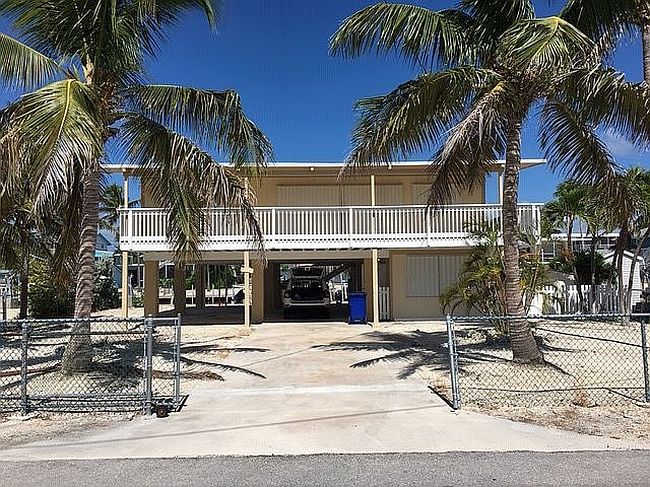 Image of 142 Columbus Dr