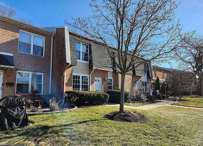 Photo of 2024 Harbour Dr, Palmyra, NJ