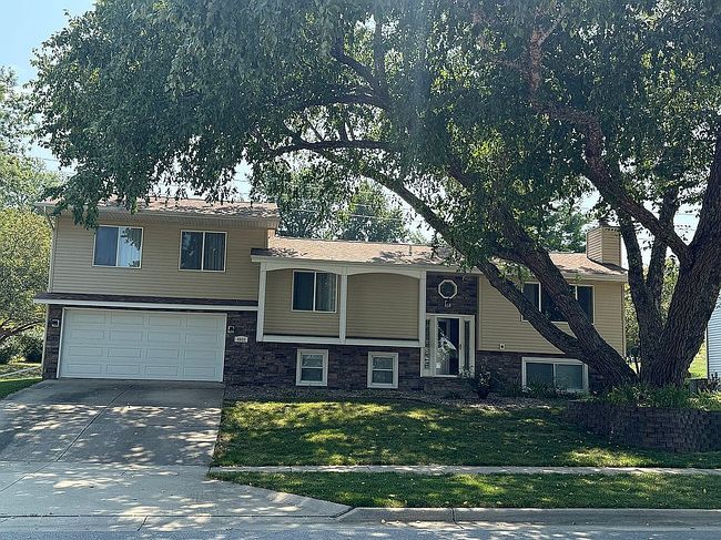 Photo of 4902 Lakewood Dr