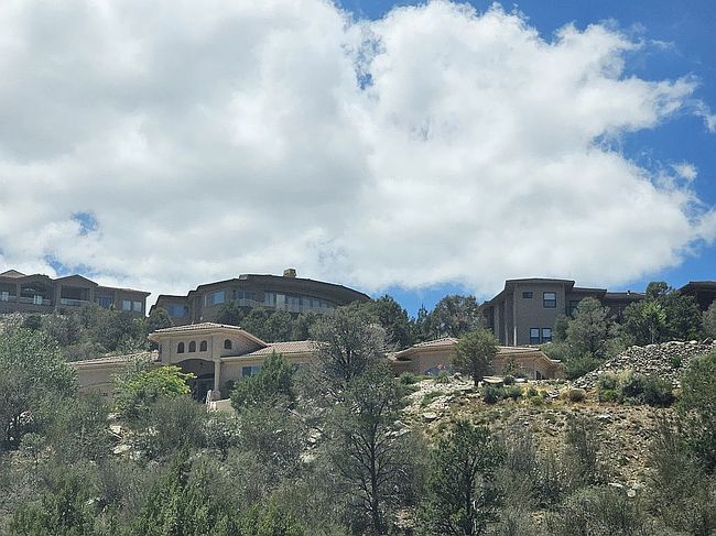 Additional photo 2 of property located at 513 Sleepyhollow Cir #787