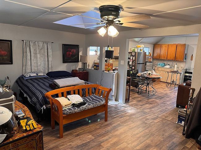 Photo of 912 W Lake Dr, Weatherford, TX