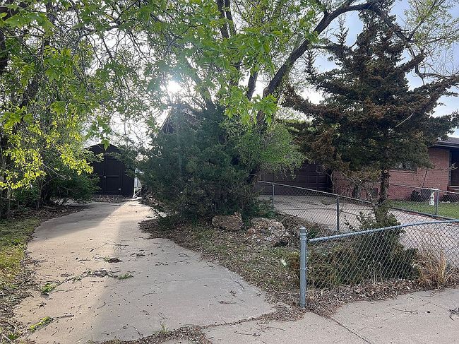 Photo of 403 S 8th St E, Baker, MT