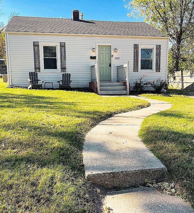 Image of 802 S Crane St