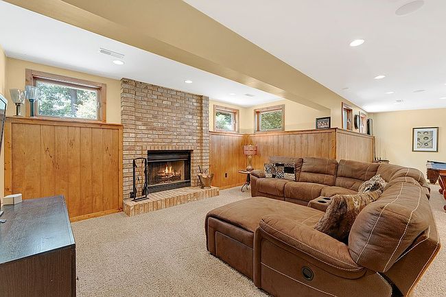 Photo of 5411 Autumn Woods Trl, Fort Wayne, IN