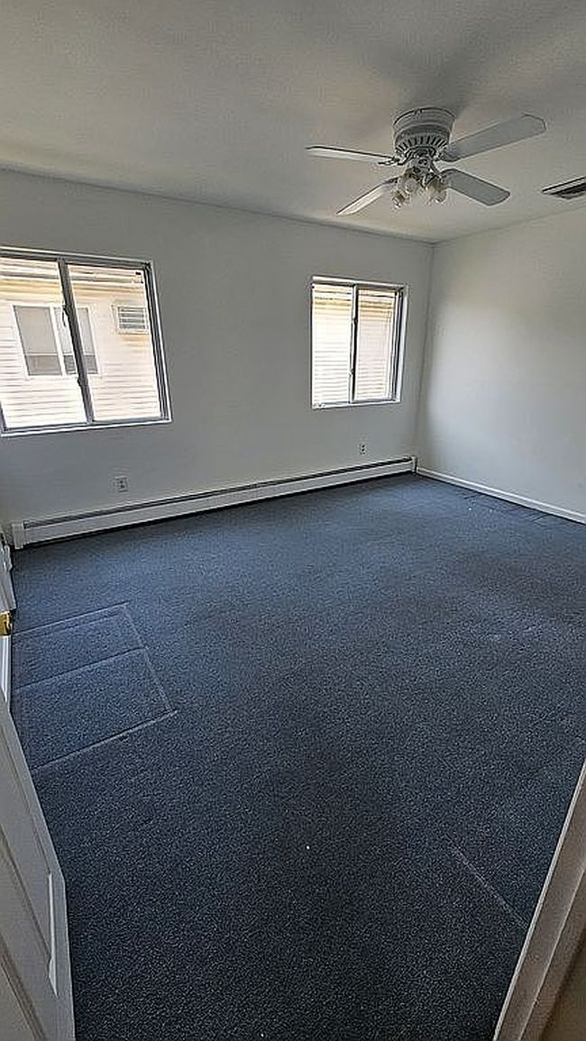 Photo of 338 Beach 17 St, Far Rockaway, NY