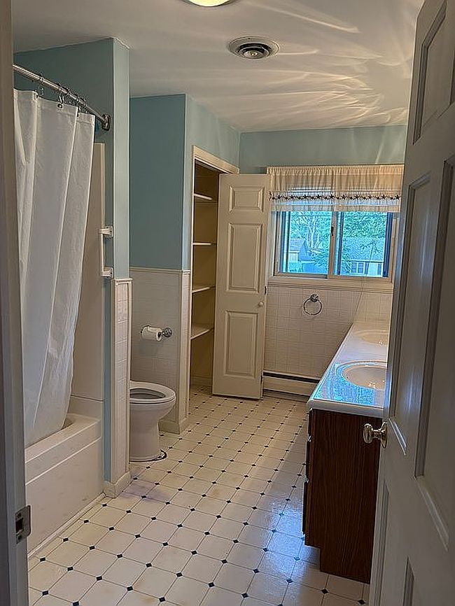 Photo of 28773 Hufford Rd, Perrysburg, OH