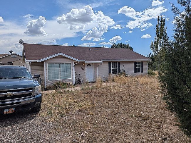 Preview of property located at 132 E Rex Layne Dr