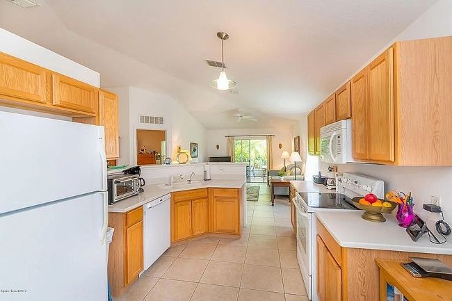 Photo of 131 Bellamy Trl, Sebastian, FL
