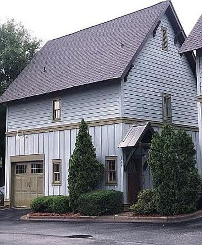 Image of 650 Dekalb St Unit 1066