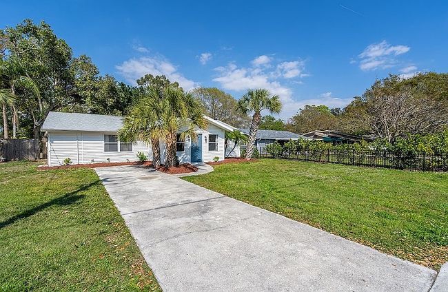 Image of 2123 Phillippi St