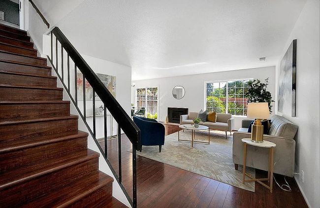 Photo of 25322 Ironwood Ct, Hayward, CA