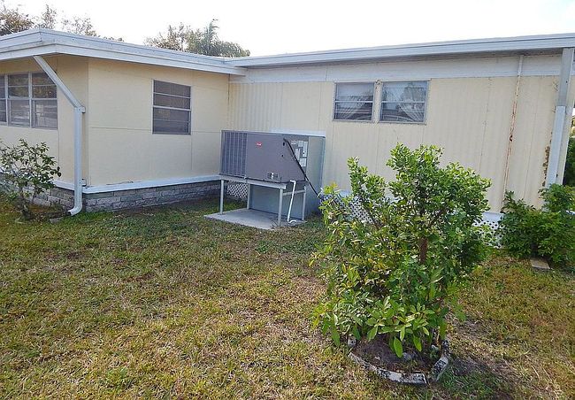 Photo of 18675 Us Highway 19 N Lot 486, Clearwater, FL