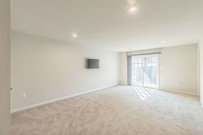 Photo of 519 Streamview Dr, Fredericksburg, VA