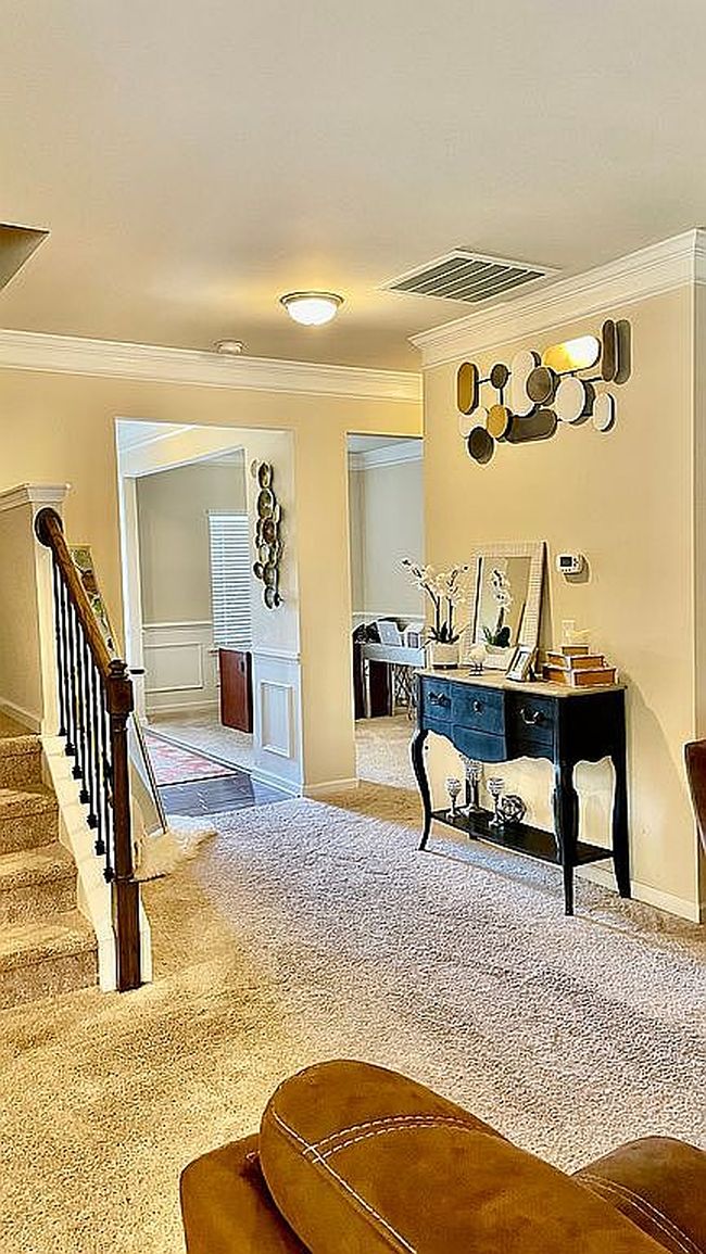 Image of 40 Post Oak Dr