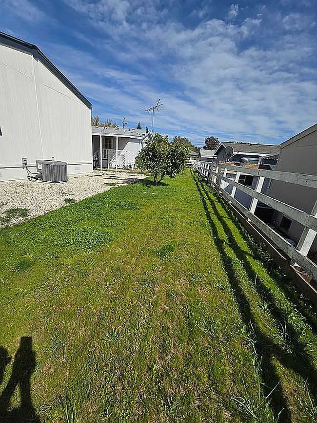 Photo of 6154 S Walnut St Space 18, Loomis, CA