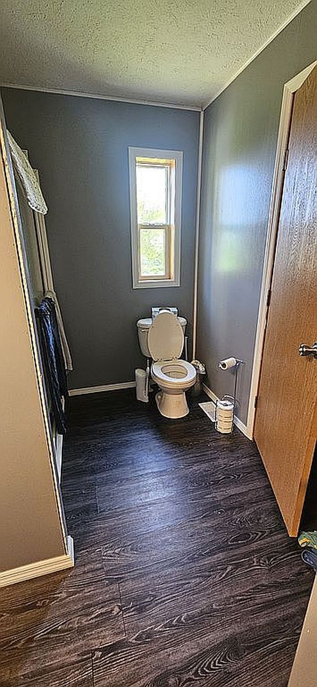 Photo of 90 Wheather Dr, Xenia, IL