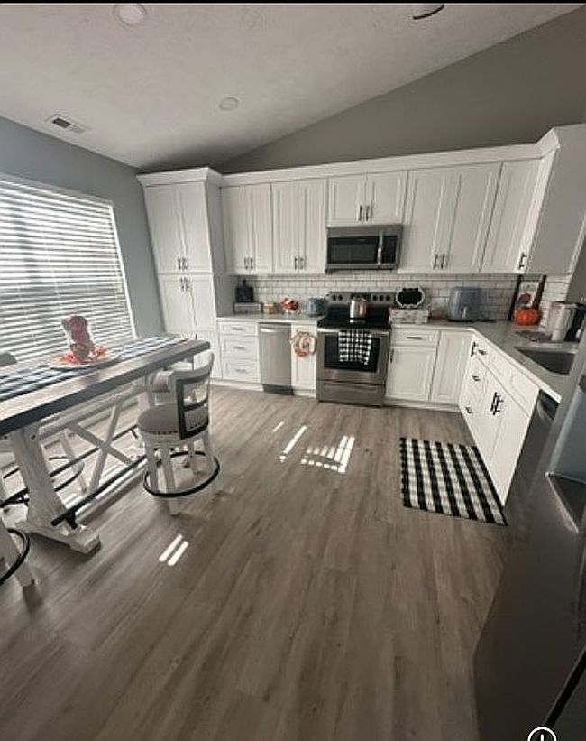 Photo of 2601 E Daffodil Ct, Henderson, KY