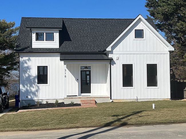 Image of 318 Old Point Rd
