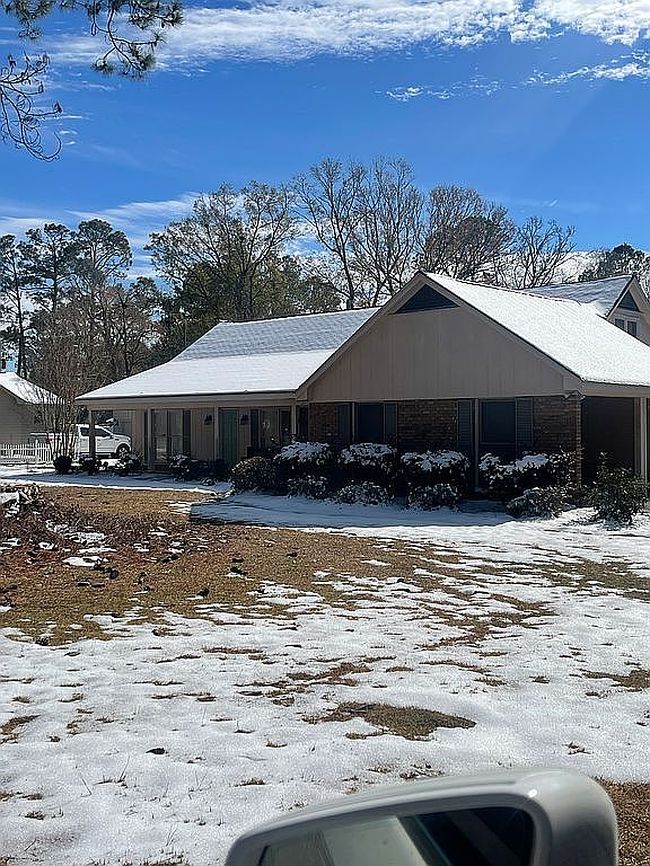Image of 138 Azalea Ln