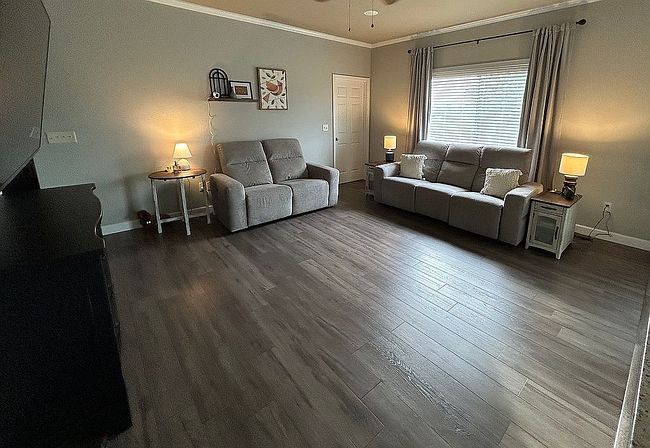 Additional photo 3 of property located at 1916 Eden Way