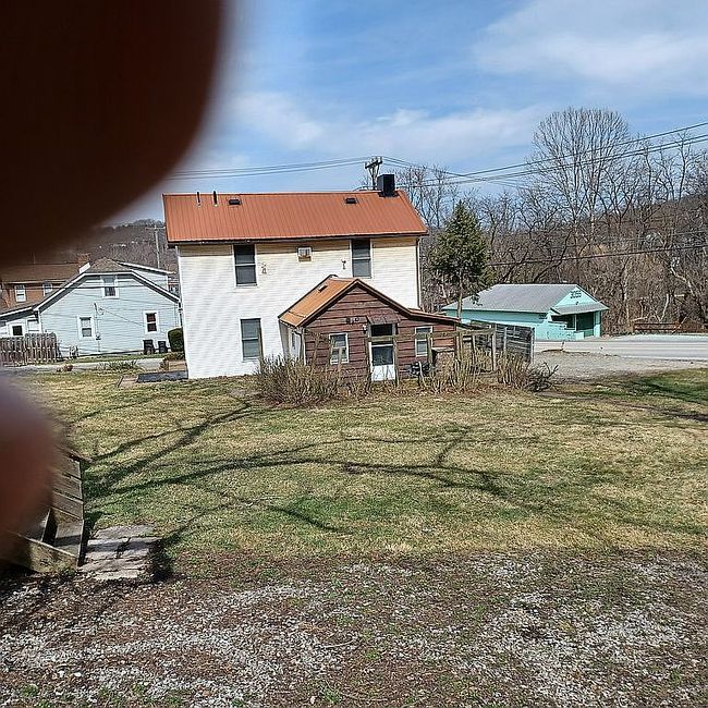 Image of 3875 Daniels Ln