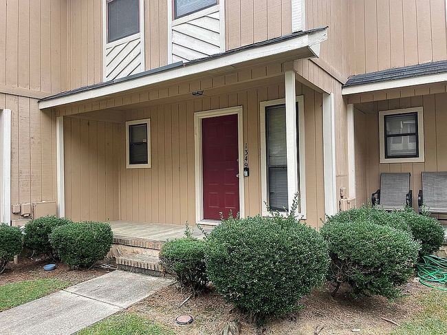 Photo of 1349 N Forest Dr