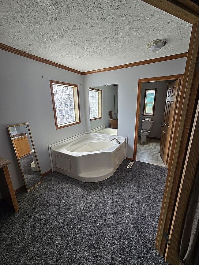 Image of 4621 Crockard Rd
